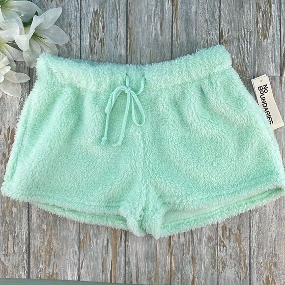 Fuzzy Sherpa Cozy Lounge Shorts Size S - Picture 1 of 9